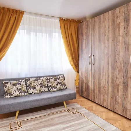 Star Apartment